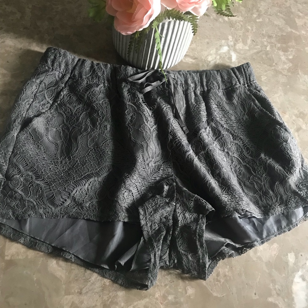 Lace H&M shorts!
